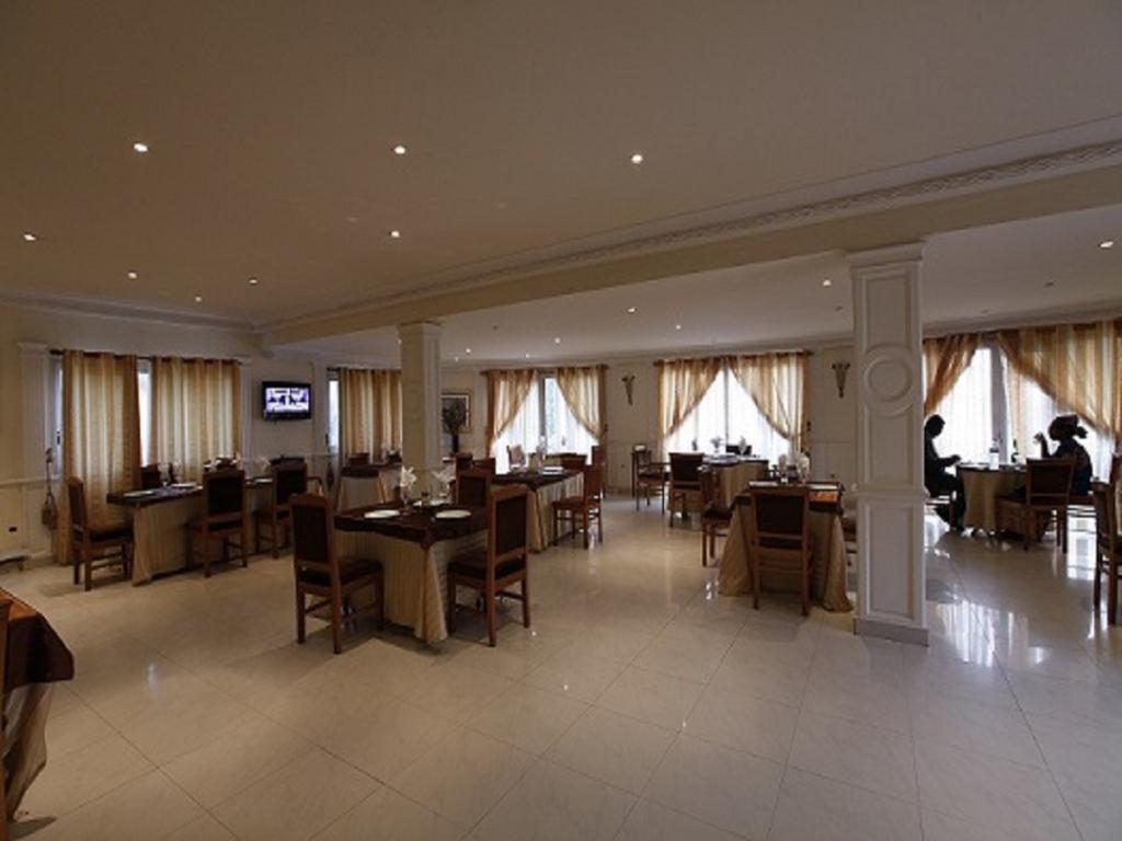 Hotel Palm Beach Pointe Noire Extérieur photo